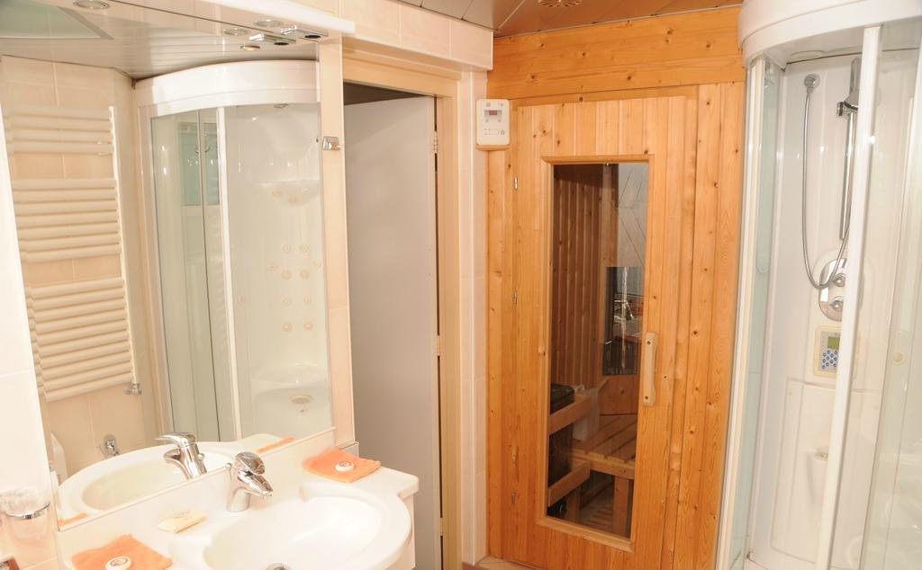Hotel Het Galjoen Dronten Extérieur photo