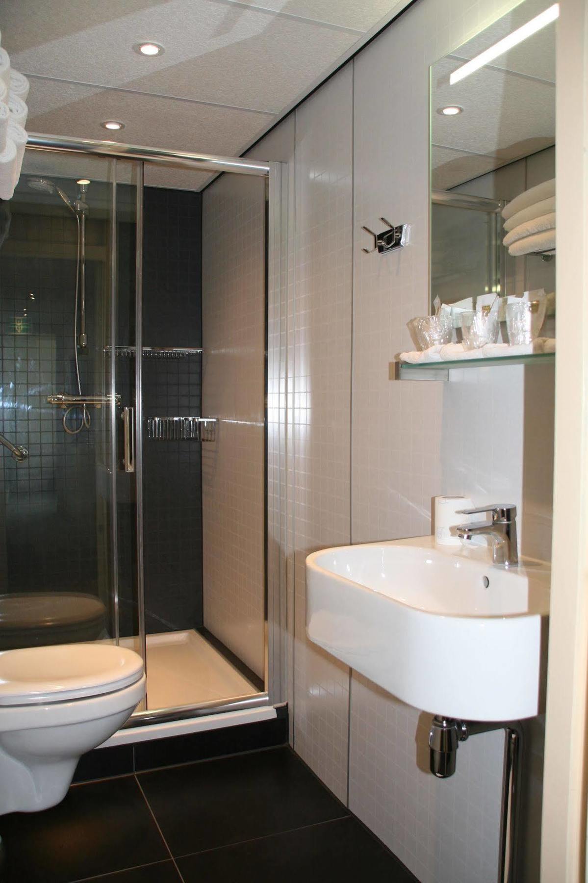 Hotel Het Galjoen Dronten Extérieur photo